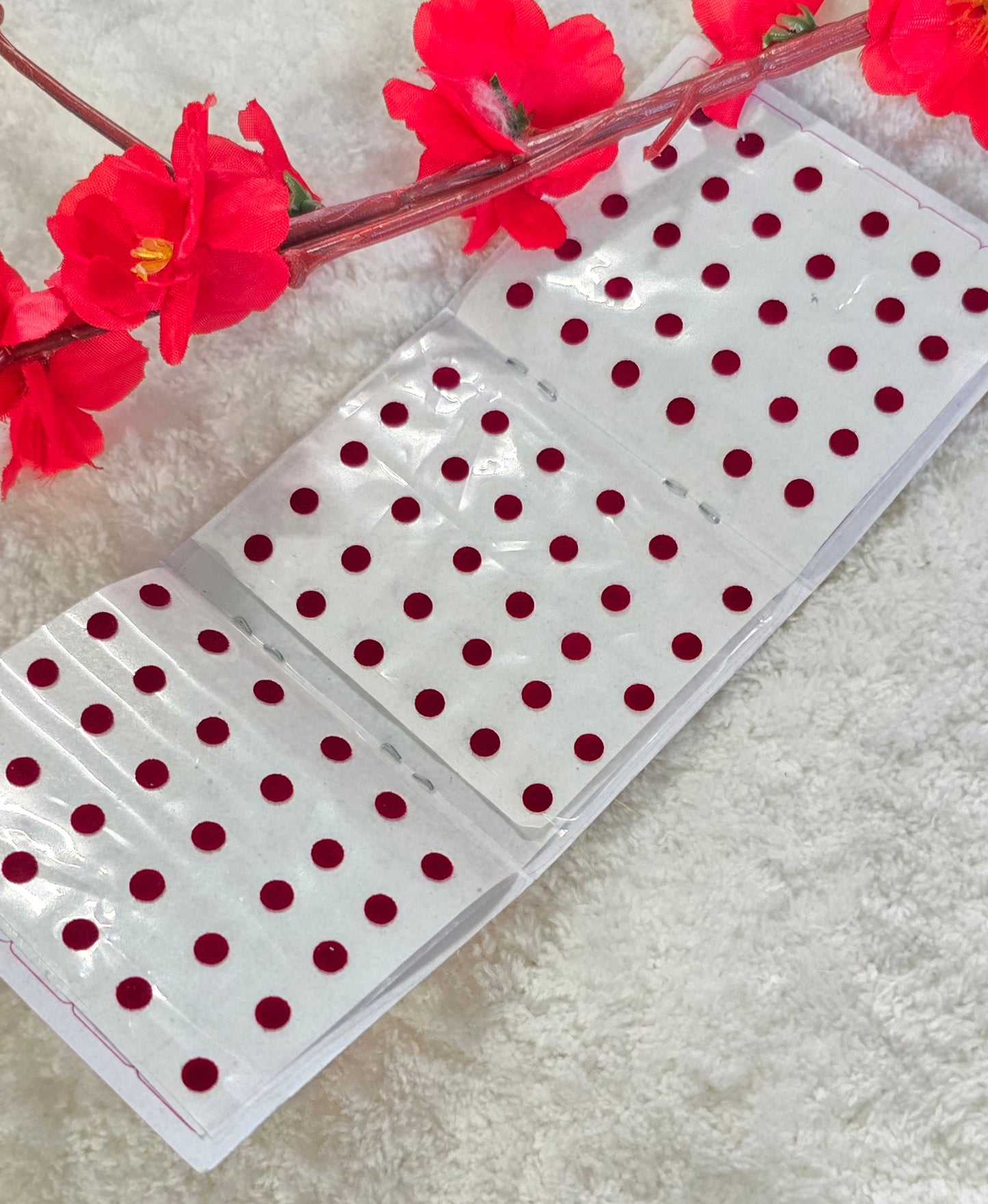 Pack of 4 - Assorted size wallet size Bindi cards with 5 pages.