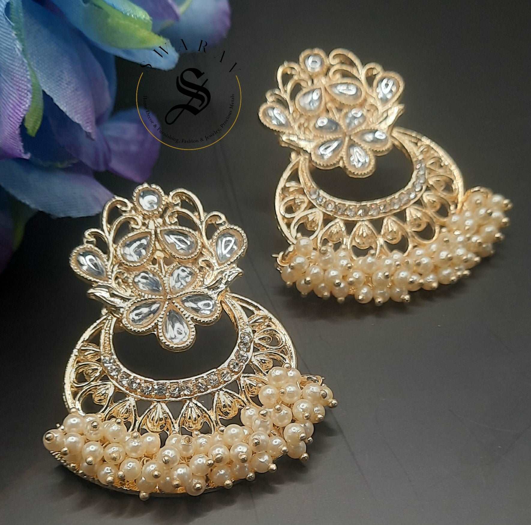 White cluster pearls and Kundan Earing.