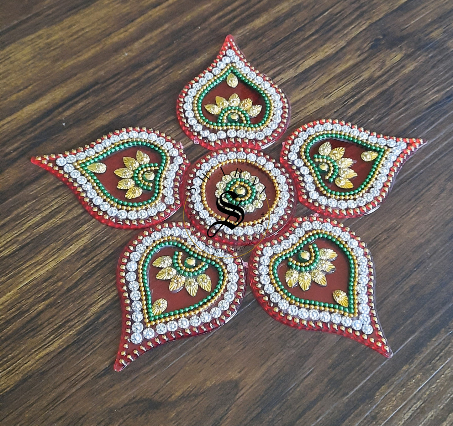 Handmade Acrylic Baby Rangoli Set of 6 pieces. Size : 7 inches.