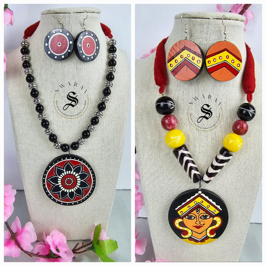 Pack of 2 - Hand painted wooden beads and pendent Haar set.