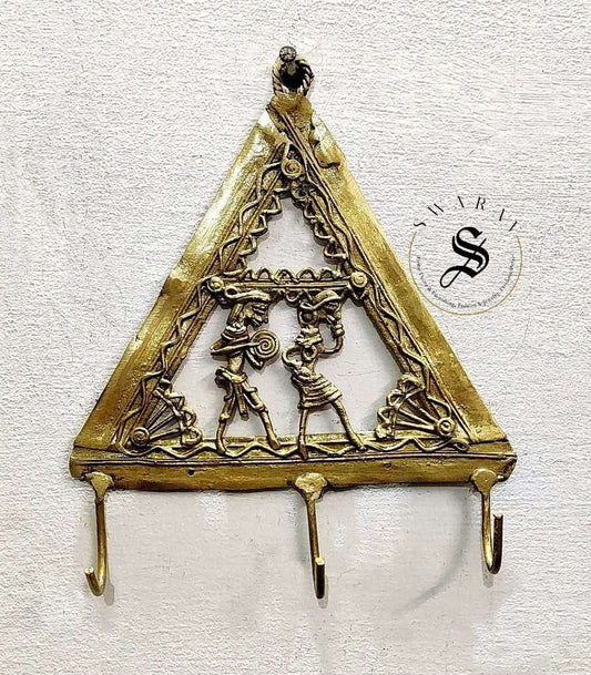 Dhokra art Brass Key Hanger – Triangle Tribal Figure ( 3 hooks)