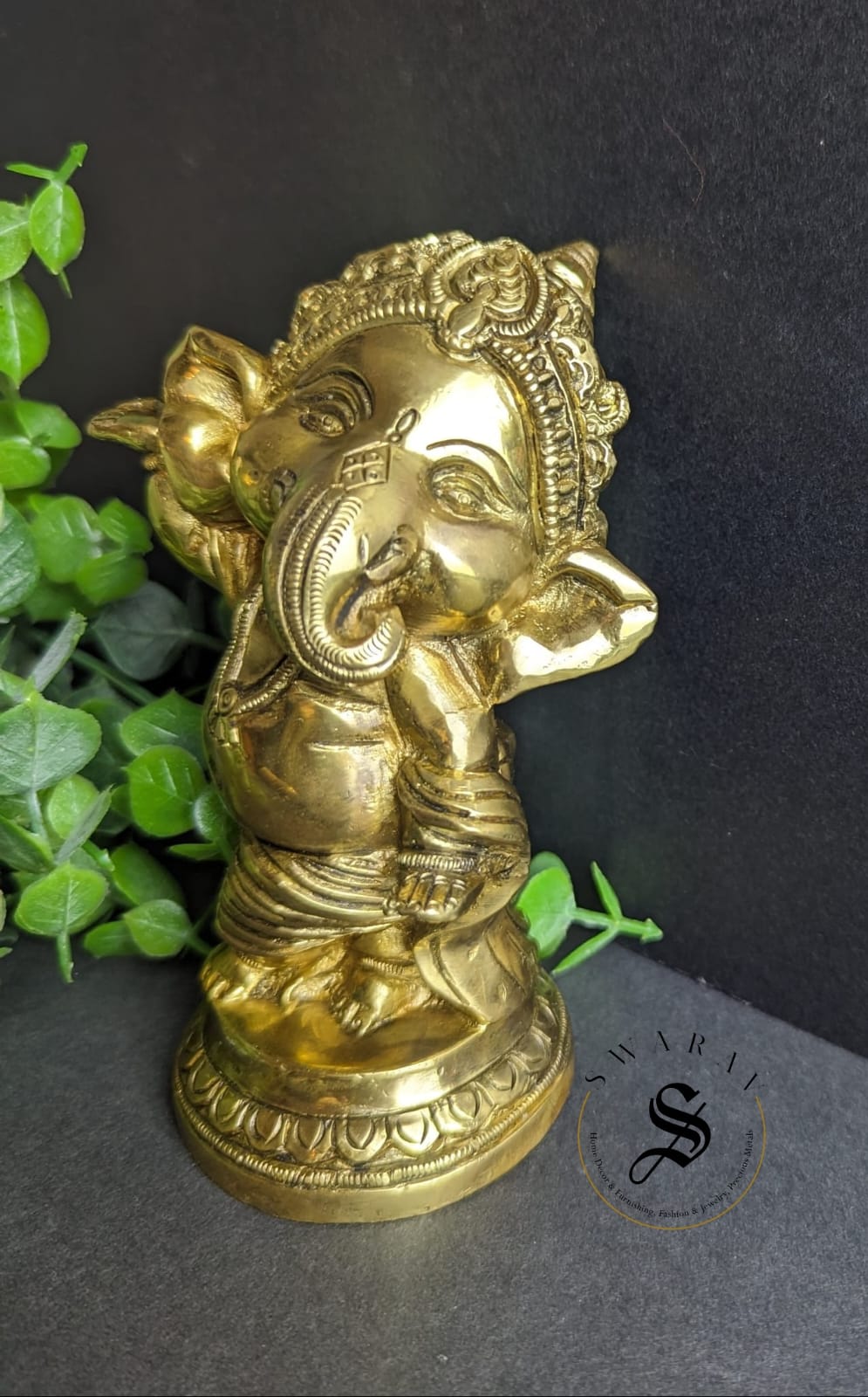 Pure Superfine Brass Dancing Ganesh - Height 6 inch. Weight - 1 Kg.