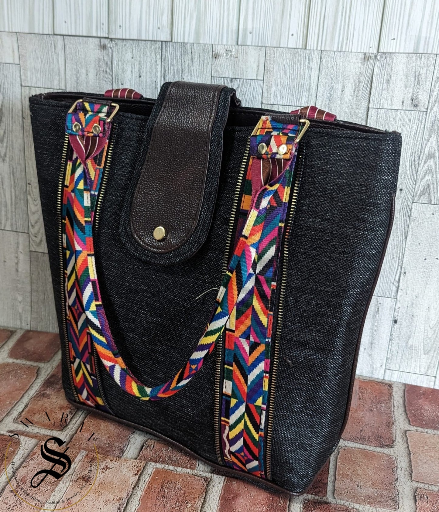 Women's Jute Tote Bag. Color - Black. Size: 13 by 14 by 5 inch