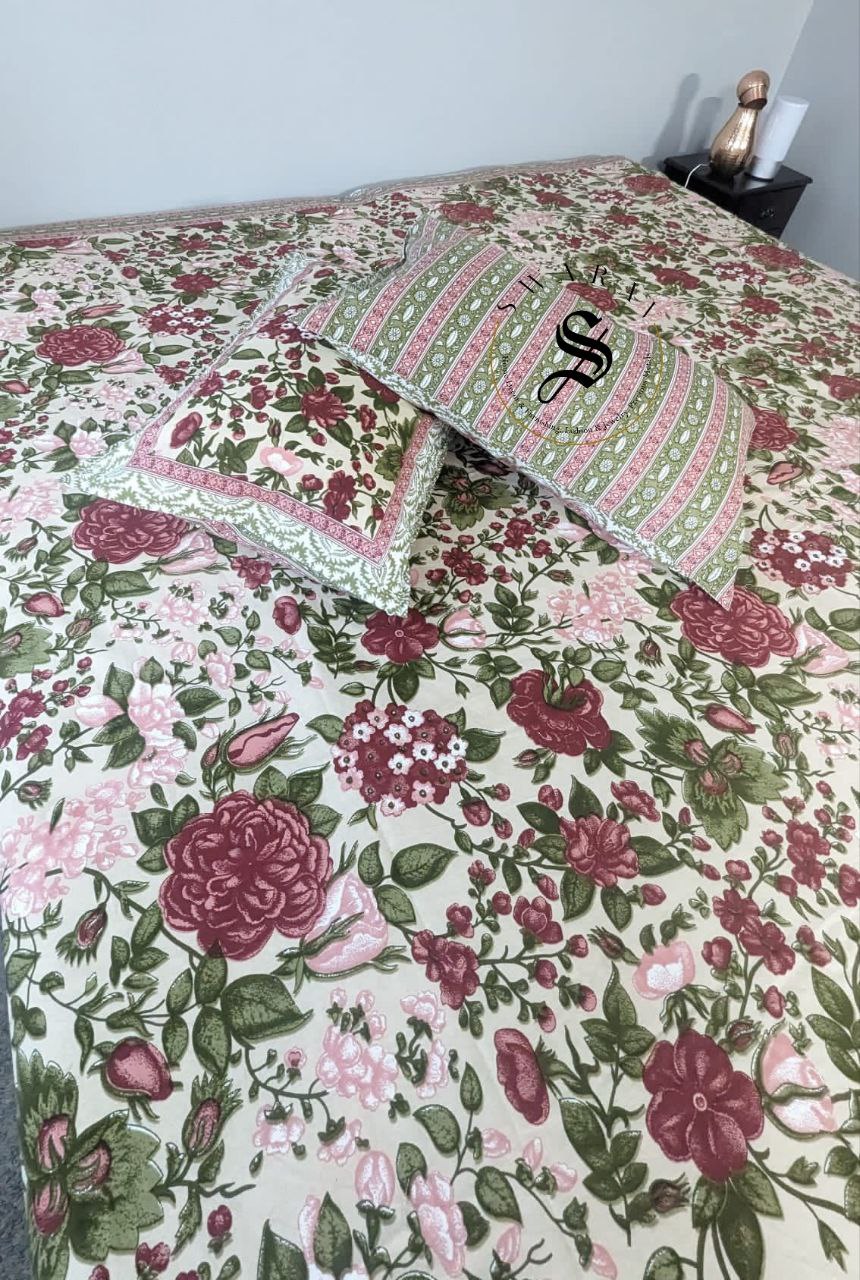 Jaipur Pure Cotton Jumbo King Size Bedsheet Set - 108 by 108 inch. Floral print on peach base.