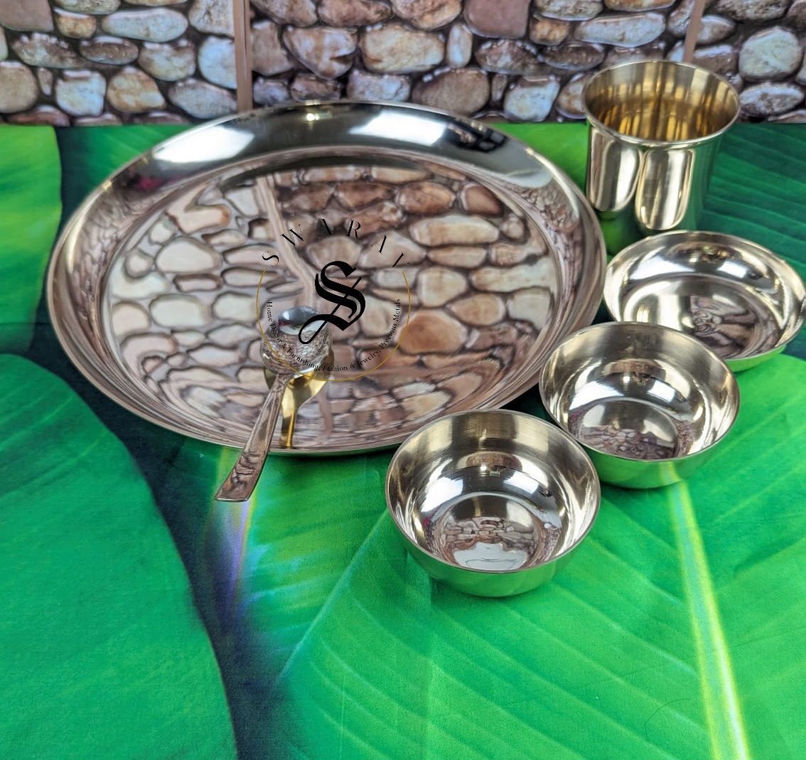 Set of 6 - Bronze / Kansa / Kanchu Dinner Set with FREE GIFT Box. Set weight - 1500 grams. ( Does not include Gift box weight )