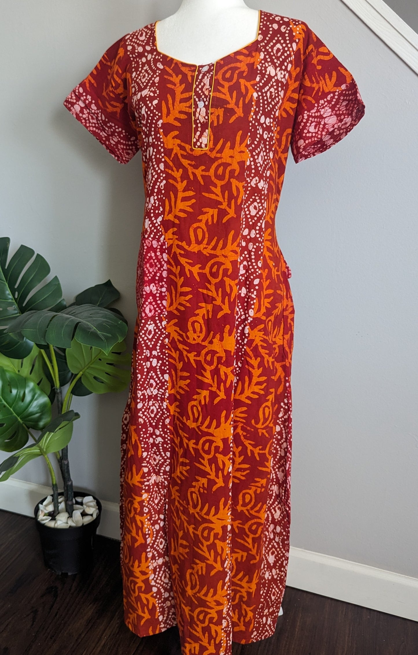 Pure Cotton Batik print Women's Nighty / long gown/ Indian nighty. Size - L