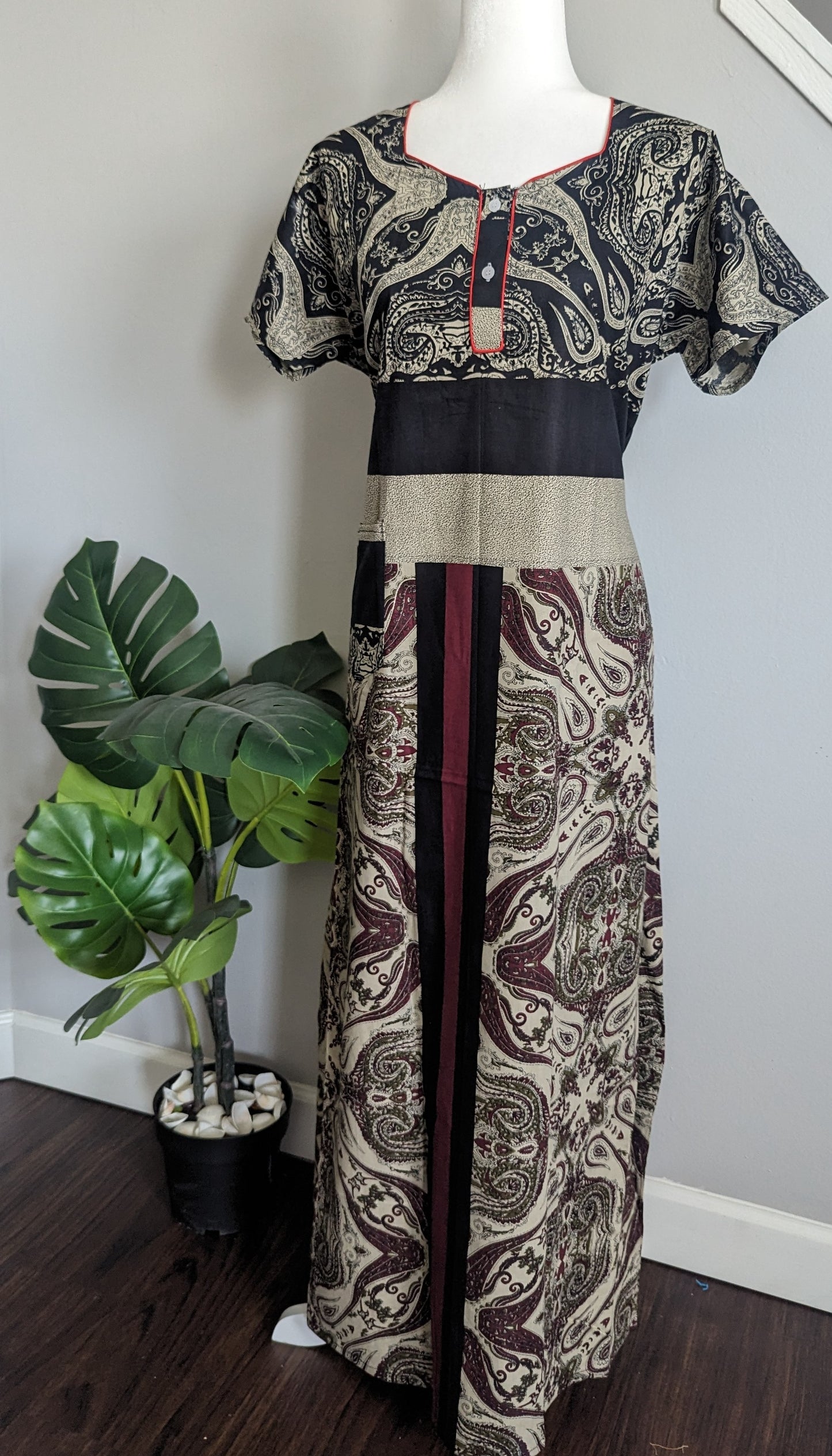 Pure Cotton leaf print Women's Nighty / long gown/ Indian nighty. Size - L