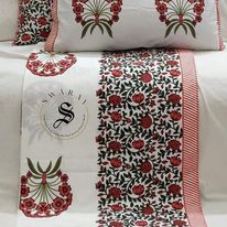 Jaipur Pure Cotton Queen Size Bedsheet Set - 102 by 88 inch. Rose print on White.