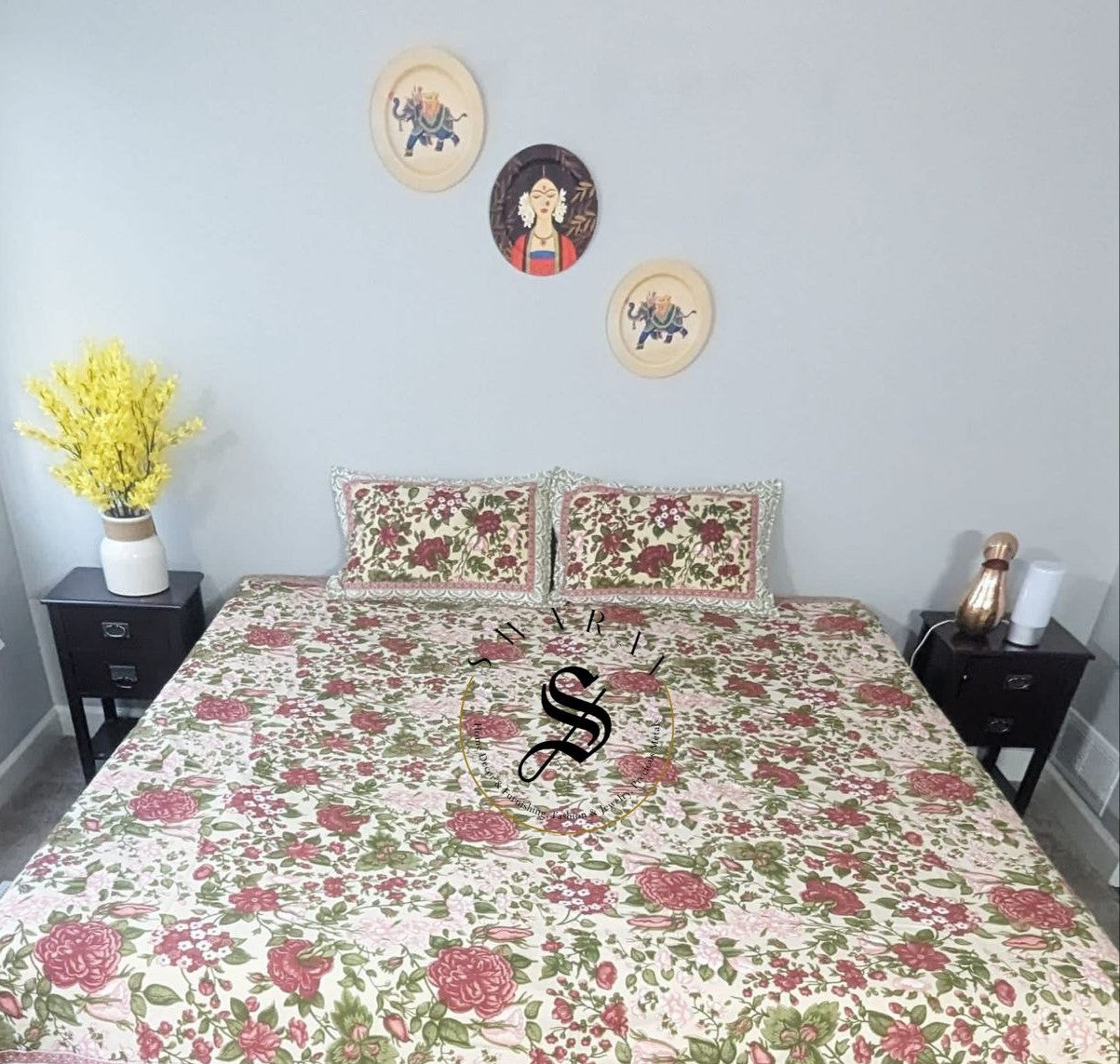 Jaipur Pure Cotton Jumbo King Size Bedsheet Set - 108 by 108 inch. Floral print on peach base.