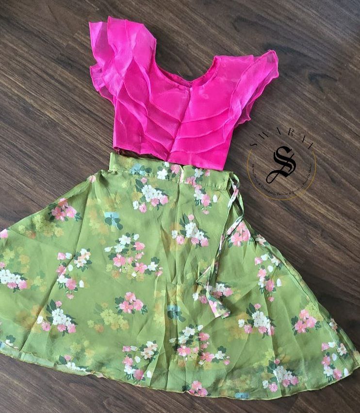 Organza skirt and frill top. Age - 4 years.