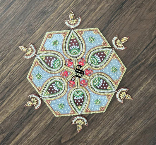 Handmade marble print acrylic Rangoli. Set of 18 pieces. Size - 15 inch.