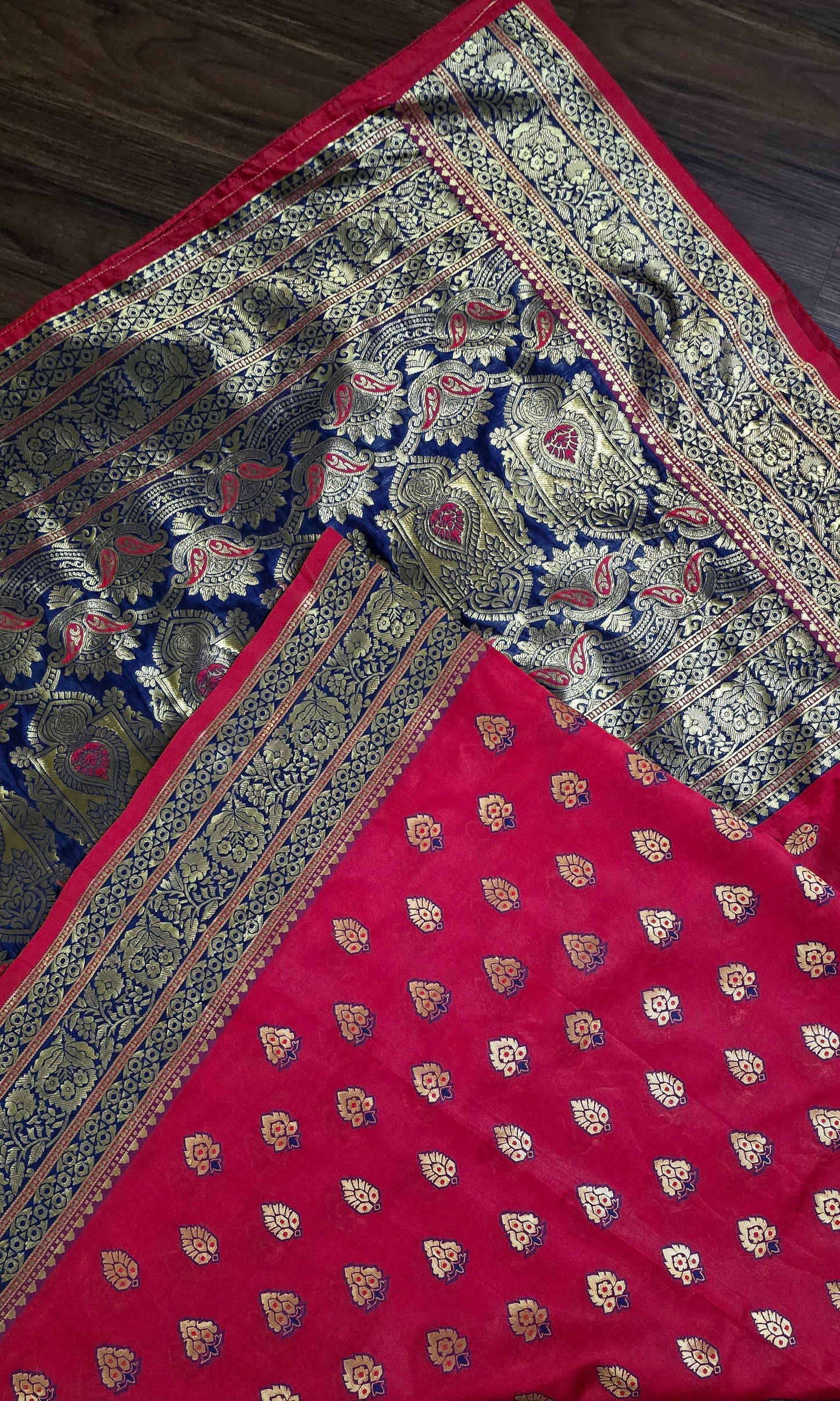 Art Silk soft saree in zari weave border and butas with stitched Blouse.