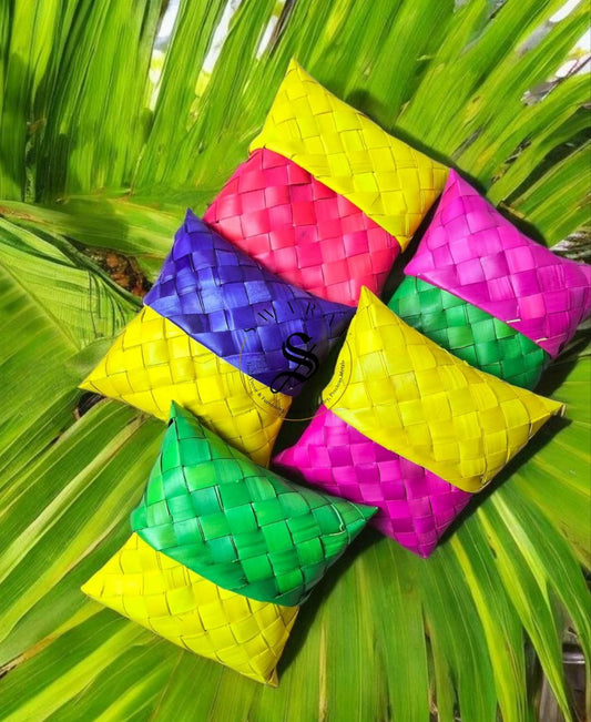 Eco friendly Palm leaf pouches - pack of 5. Available in 2 sizes.