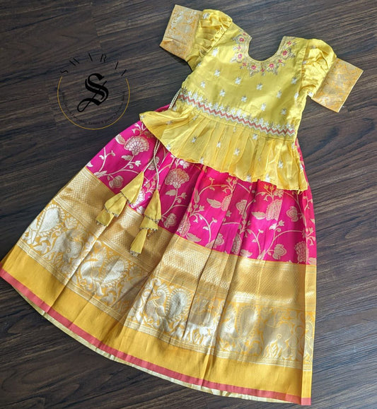 Zari woven cotton blend  Pavadai set ( Ghaghra Blouse )for Baby Girl . Age 6.