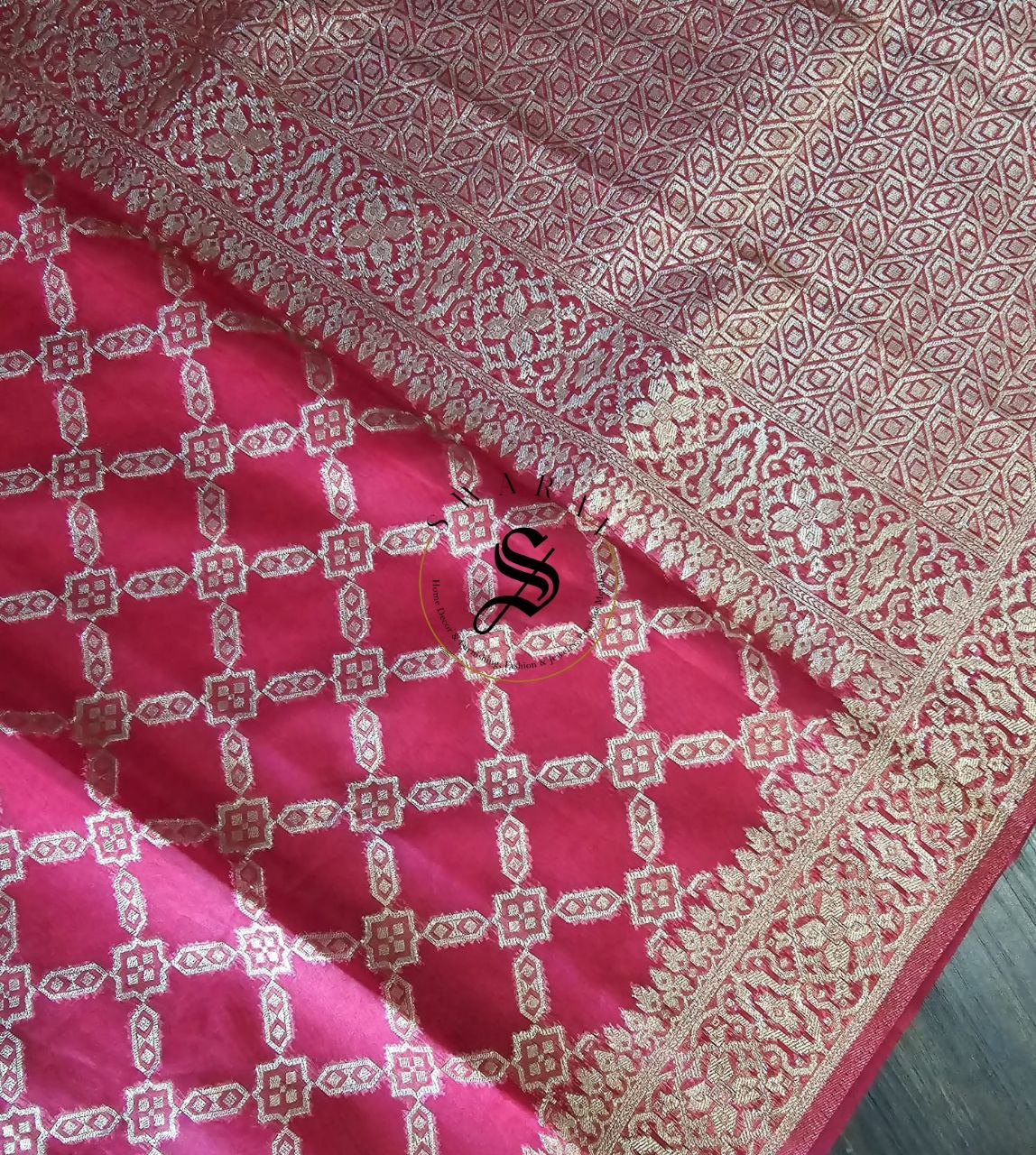 Organza Banarasi Saree with FREE ready to wear Blouse- Bridal Red.