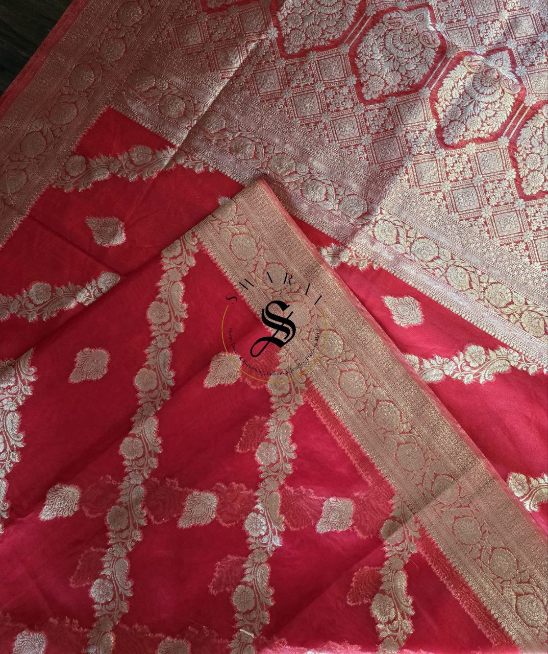 Organza Banarasi Saree with FREE ready to wear Blouse - Scarlet Red.